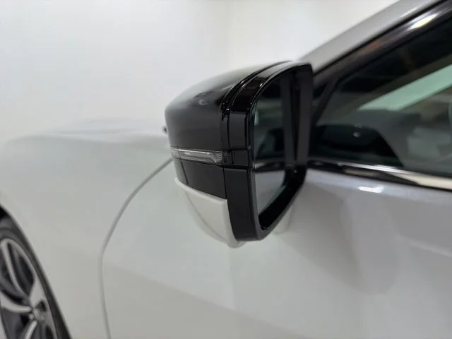 Certified Used 2025 Platinum White Pearl Acura TECH image 9