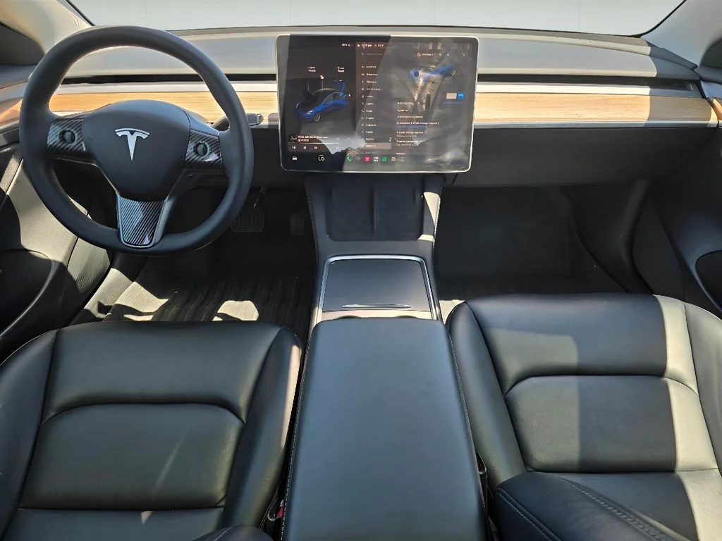Used 2022 Deep Blue Metallic Tesla Base image 16
