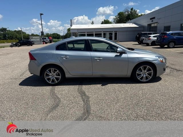 Used 2012 Silver Volvo T6 image 6