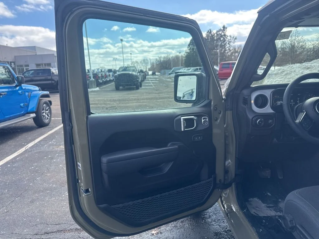 2025 Jeep Wrangler 4-Door Sport S - Photo 17