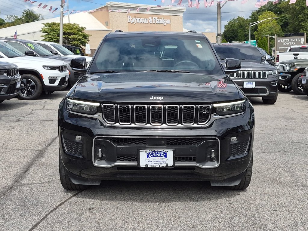 Used 2024 Black Jeep Overland image 2