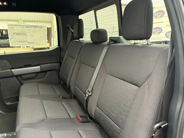 New 2026 Carbonized Gray Metallic Ford XLT image 9
