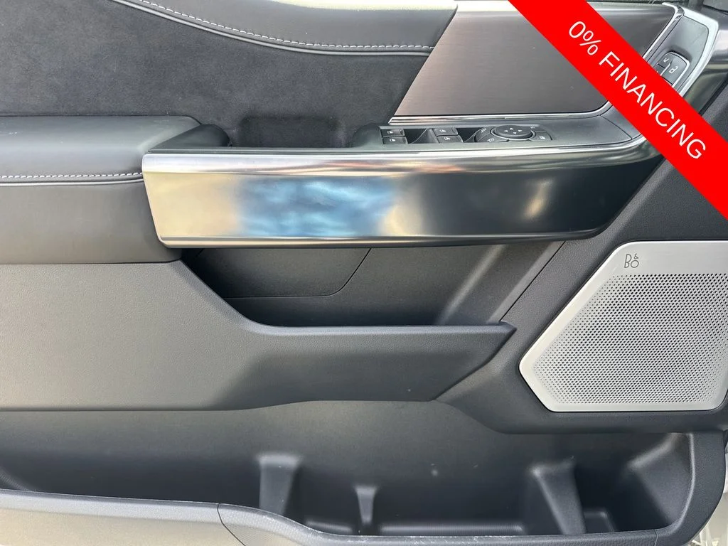 New 2026 White Ford Platinum image 10