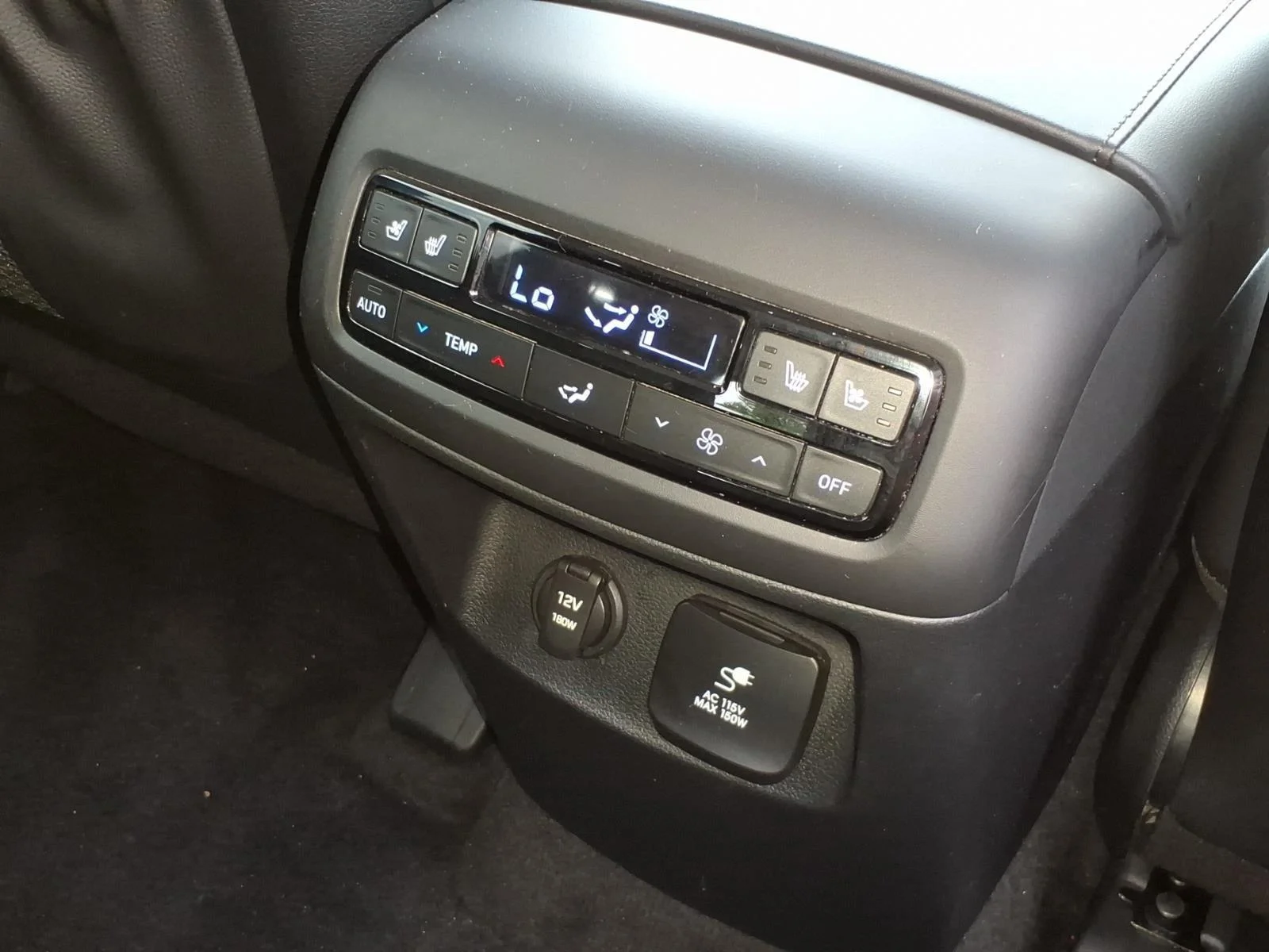 Used 2025 Hyper White Hyundai SEL Premium 7P image 28