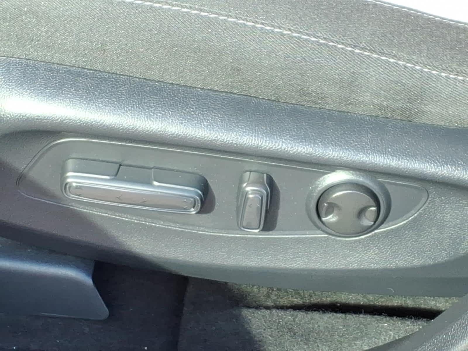 2024 Honda CR-V EX - Photo 19