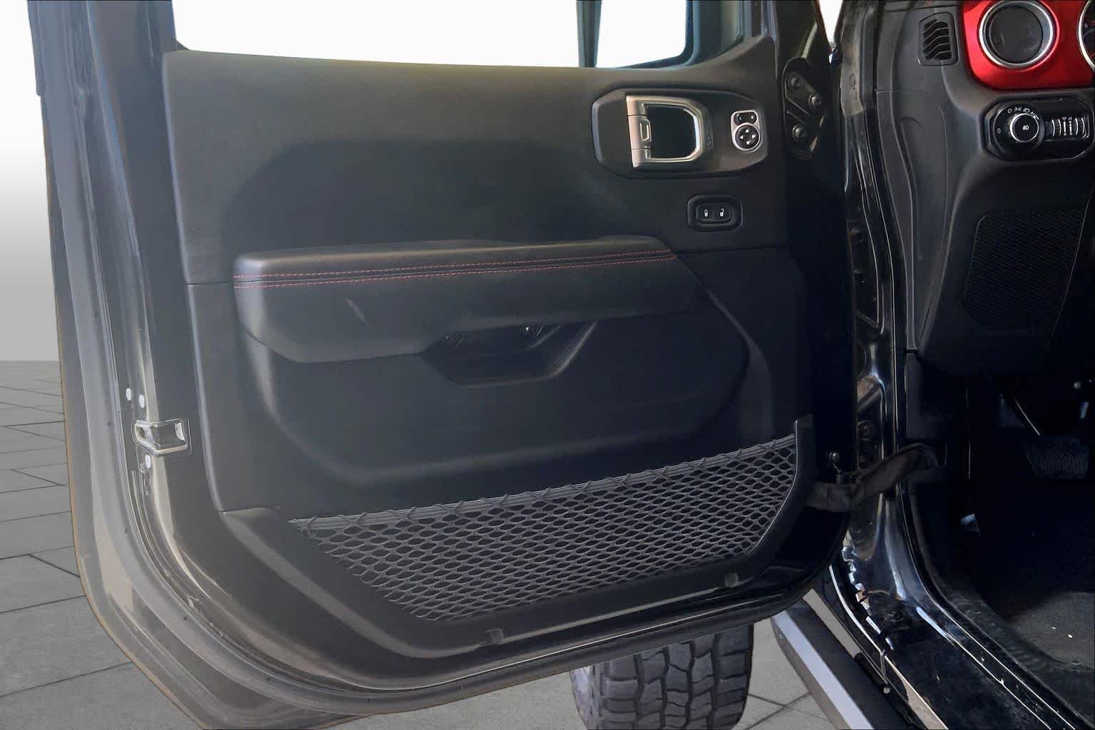 Used 2021 Black Clearcoat Jeep Unlimited Rubicon image 22