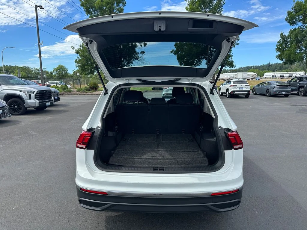 Used 2022  Volkswagen 2.0T S image 11
