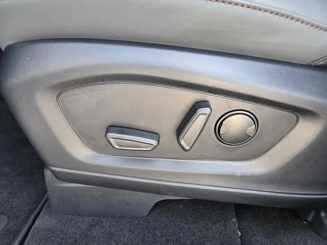 New 2026 Space White Metallic Ford Active image 23