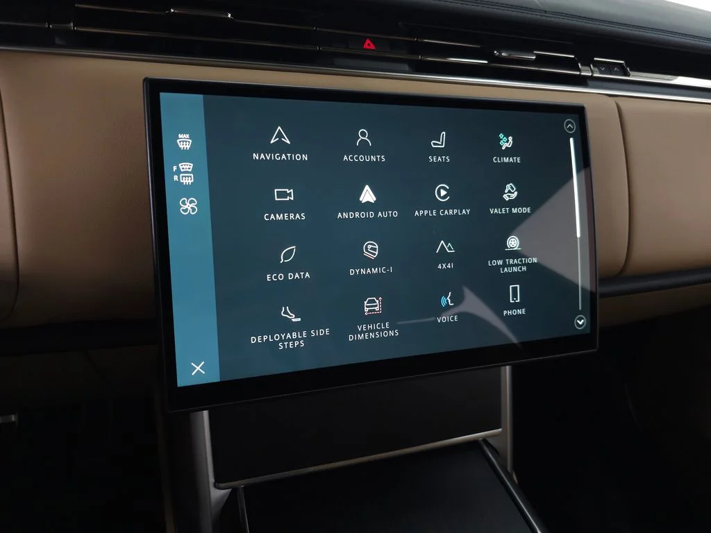 New 2026 Carpathian Grey Land Rover SE image 26