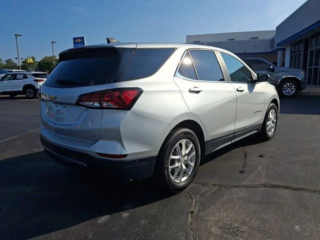 Used 2022 Silver Chevrolet LT image 6