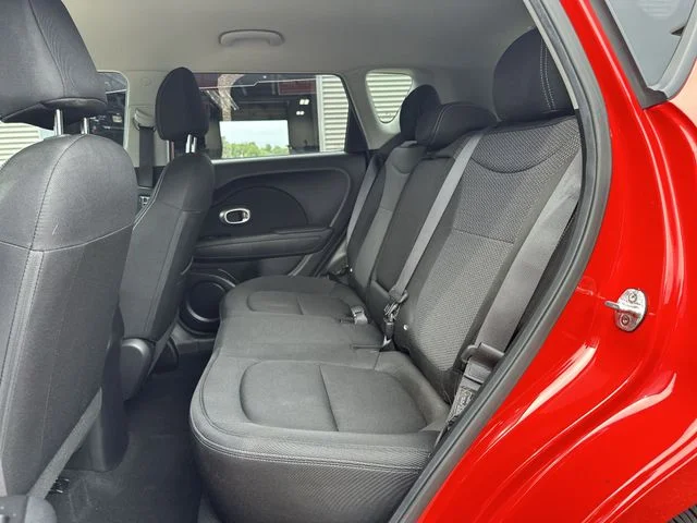 Used 2018 Red Kia Plus image 25