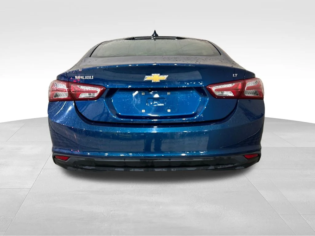 Used 2019 Blue Chevrolet LT image 4