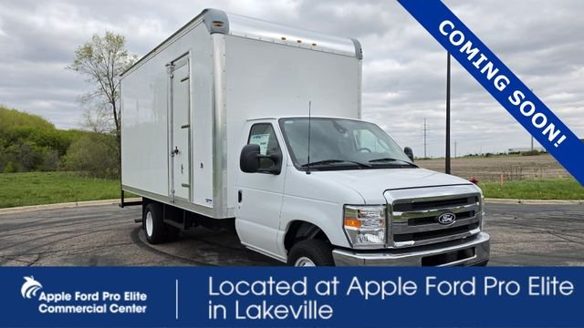 2027 Ford E-Series DRW E-450 Super Duty 158 in WB's photo