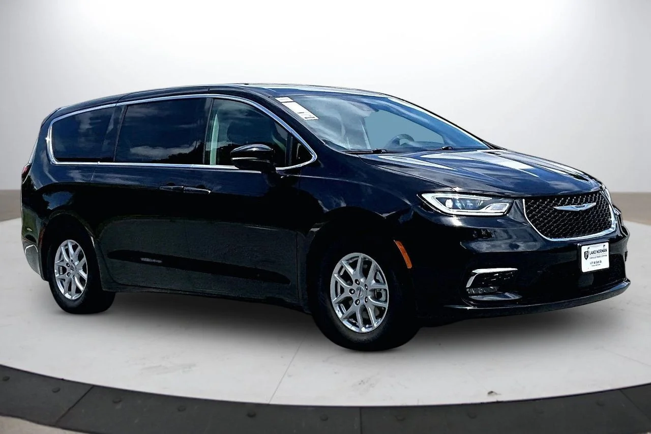 Certified Used 2024 Black Chrysler Touring L image 2
