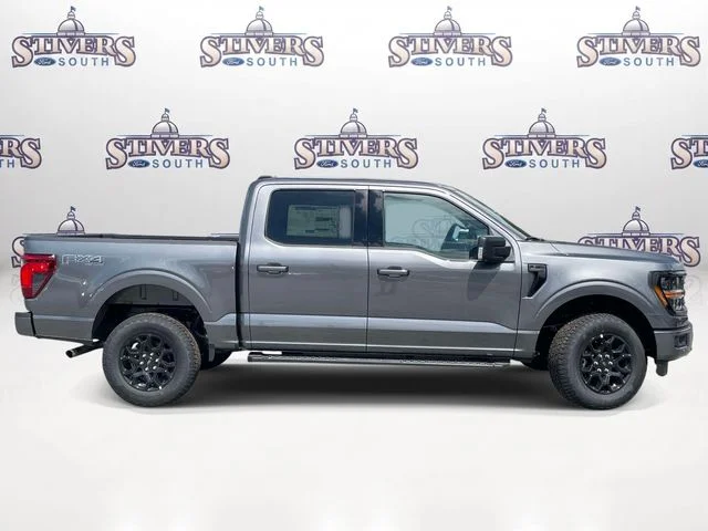 New 2026 Gray Ford XLT image 2