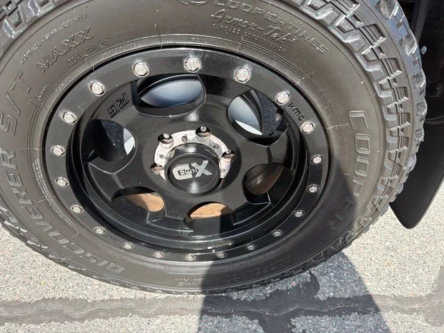 Used 2012 Red Toyota Base image 15