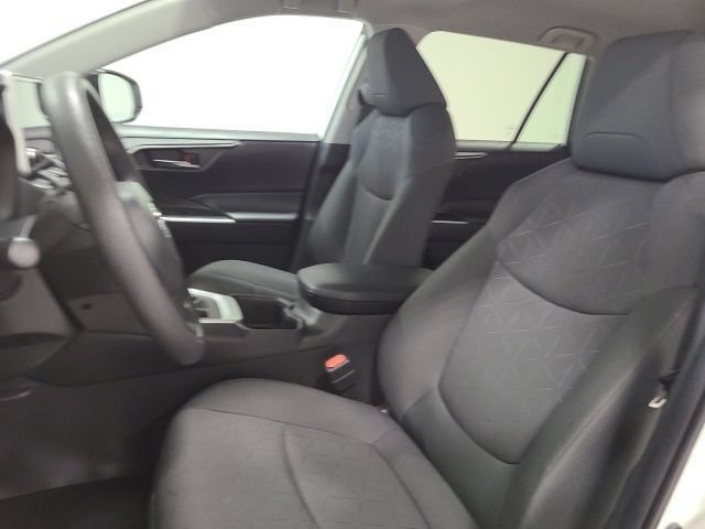Used 2024 Ice Cap Toyota XLE image 11