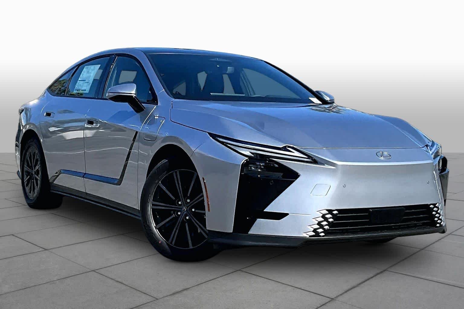 New 2026 Iridium Lexus PREMIUM image 2