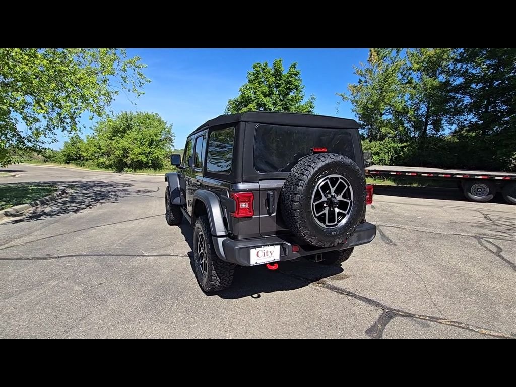 Used 2024 Gray Jeep Rubicon image 6