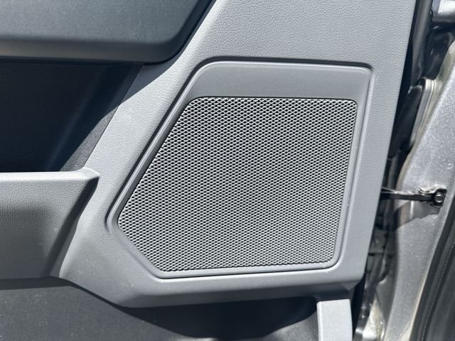 Used 2022 Silver Ford XLT image 26