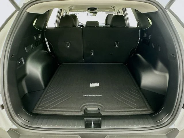 New 2026 Hyundai TUCSON SEL