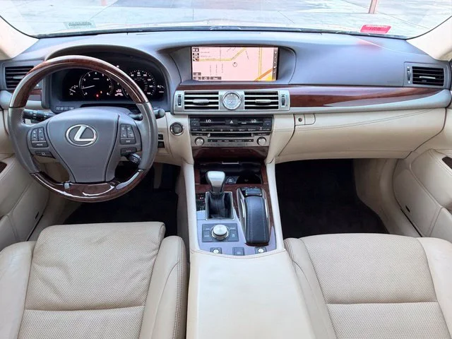 Used 2016 Beige Lexus 460 image 11