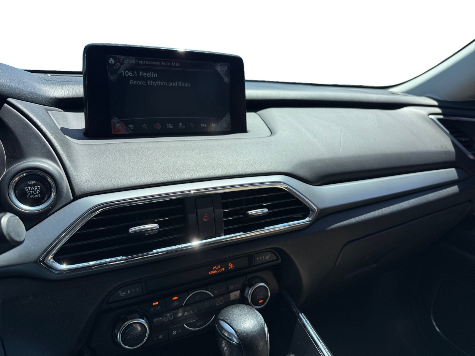 Used 2016 Snowflake White Pearl Mazda Touring image 12