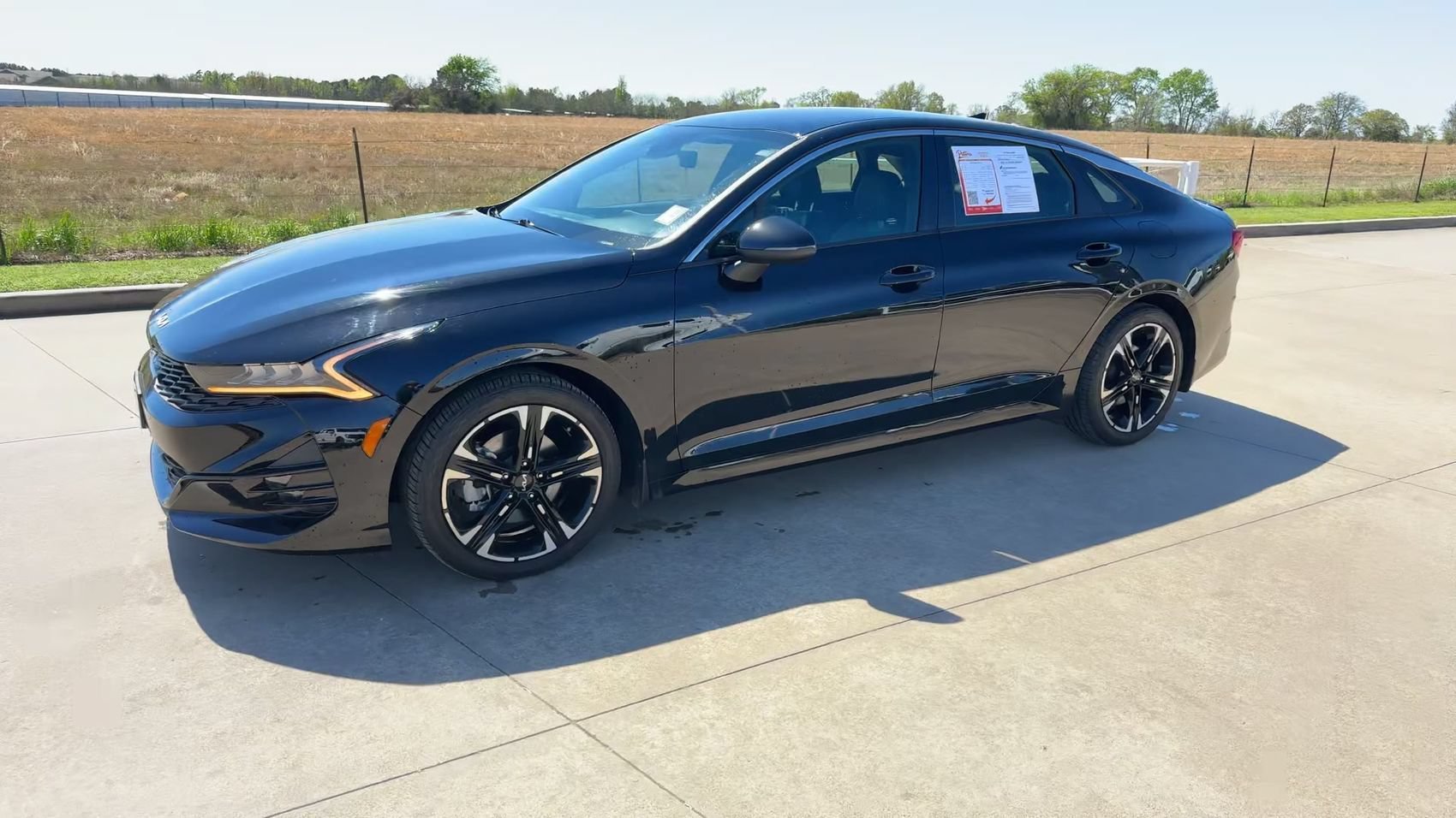 Used 2022 Ebony Black Kia GT-Line image 5