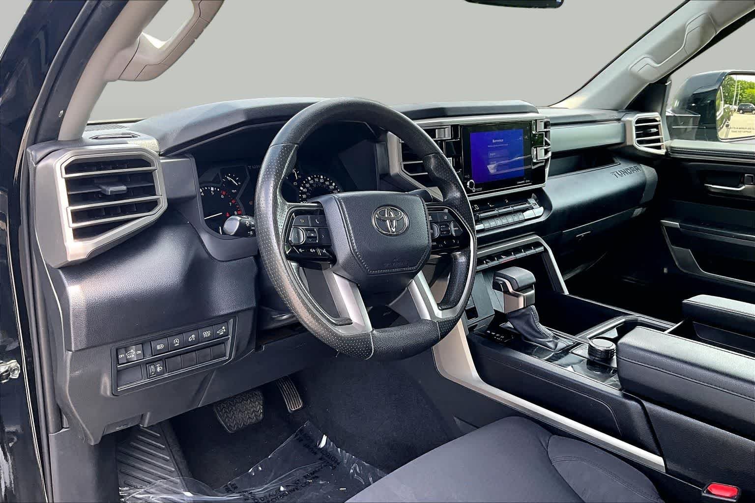 Used 2022 Midnight Black Metallic Toyota SR5 image 17