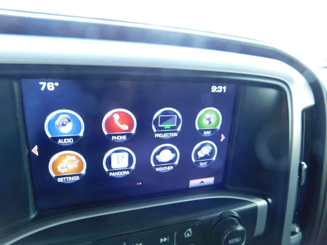Used 2016 White GMC 4WD Crew Cab 143.5 in SLT image 37