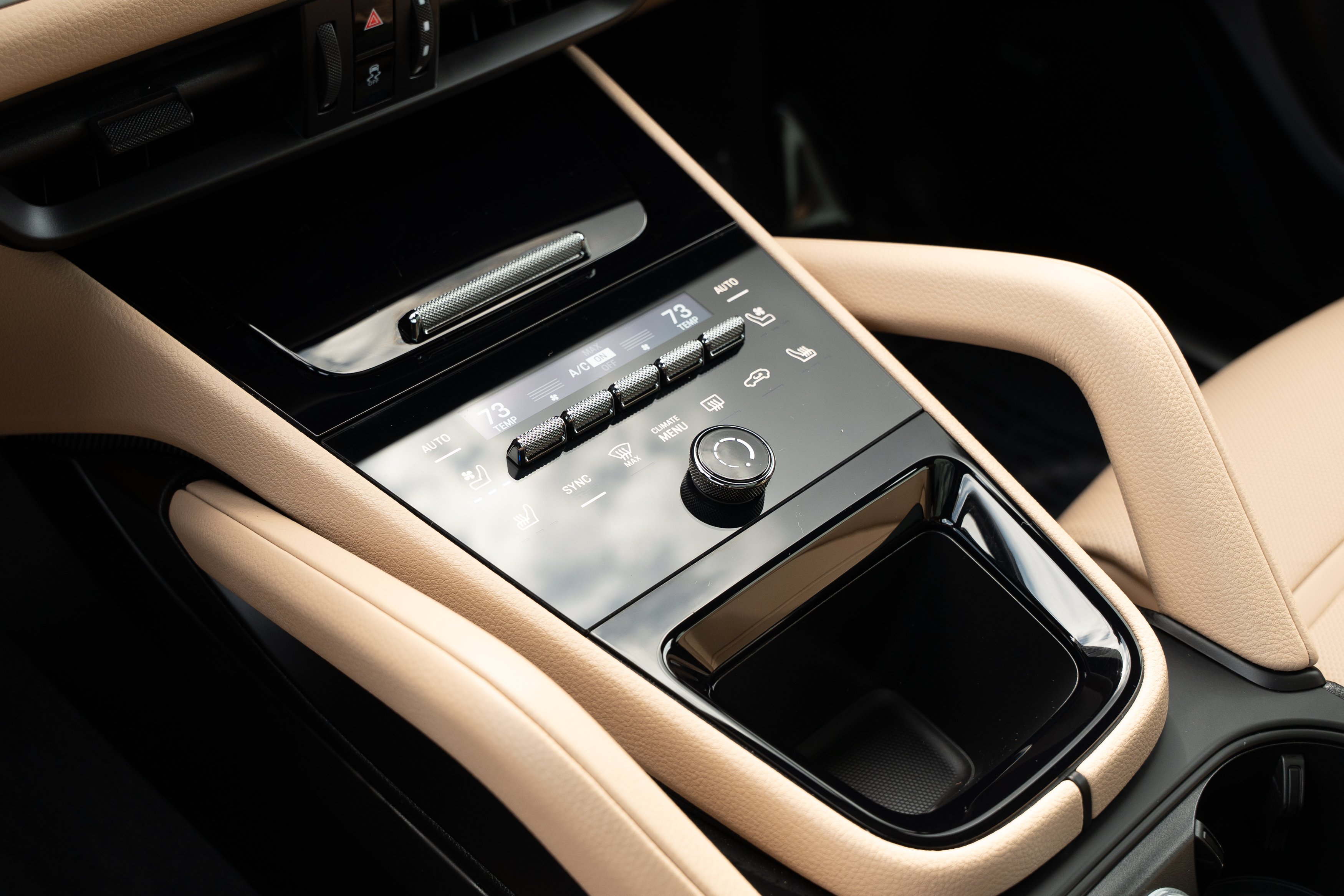 Used 2025 Arctic Gray Porsche Base image 15