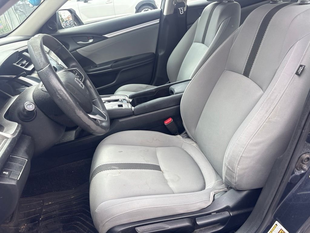 Used 2016  Honda EX-T image 14