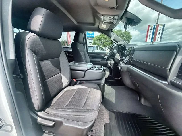 Certified Used 2025 Summit White Chevrolet LT image 27