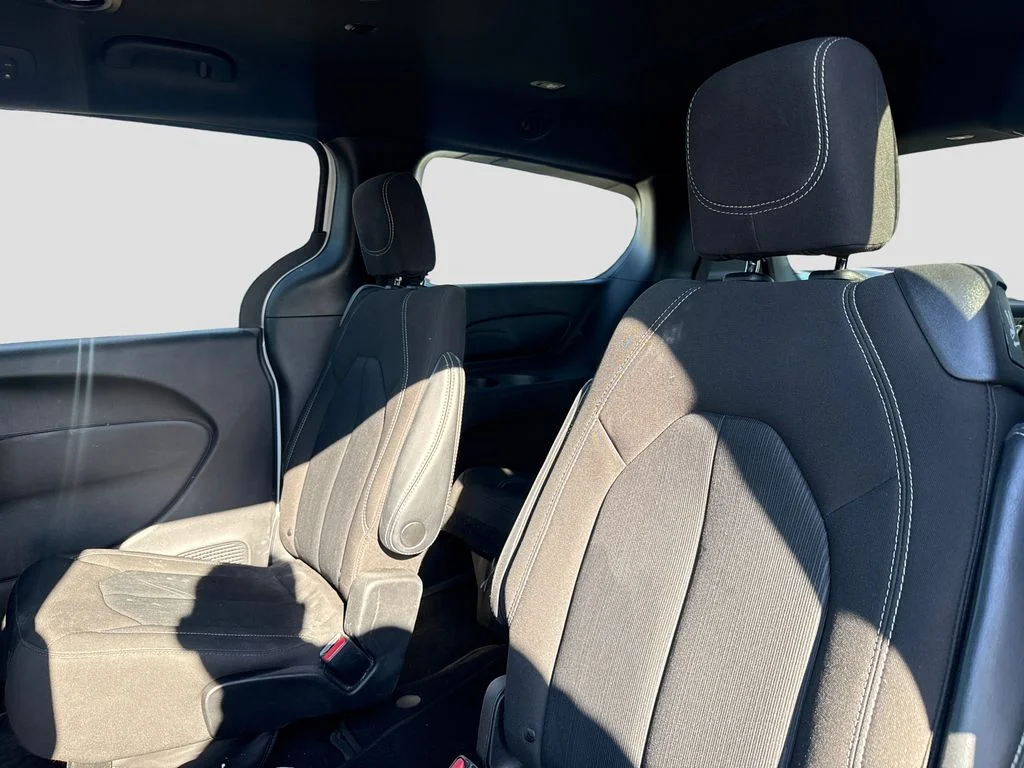 Used 2023 White Chrysler Touring image 23
