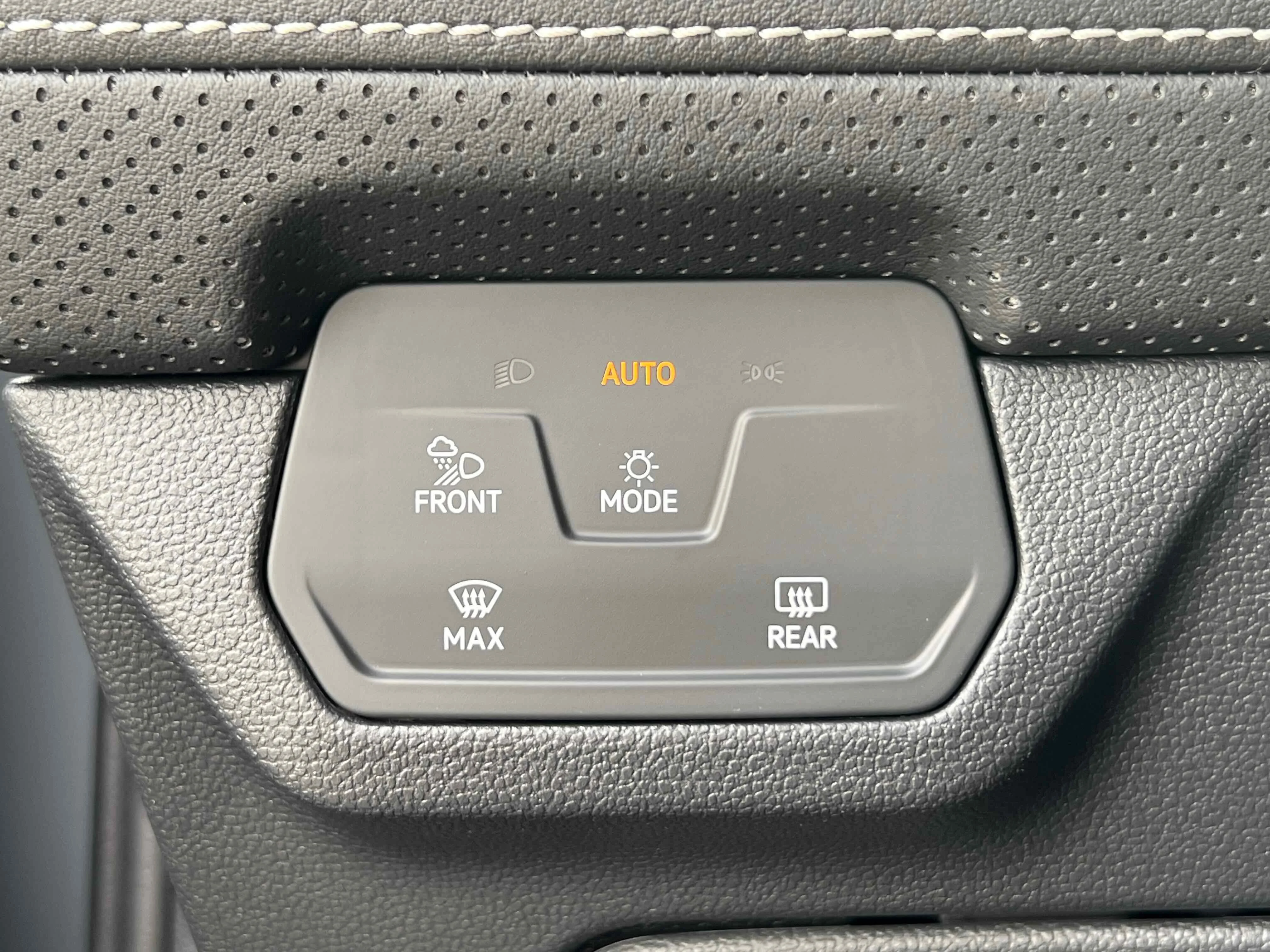 New 2026 Gray Volkswagen 2.0T SE w/Technology image 36