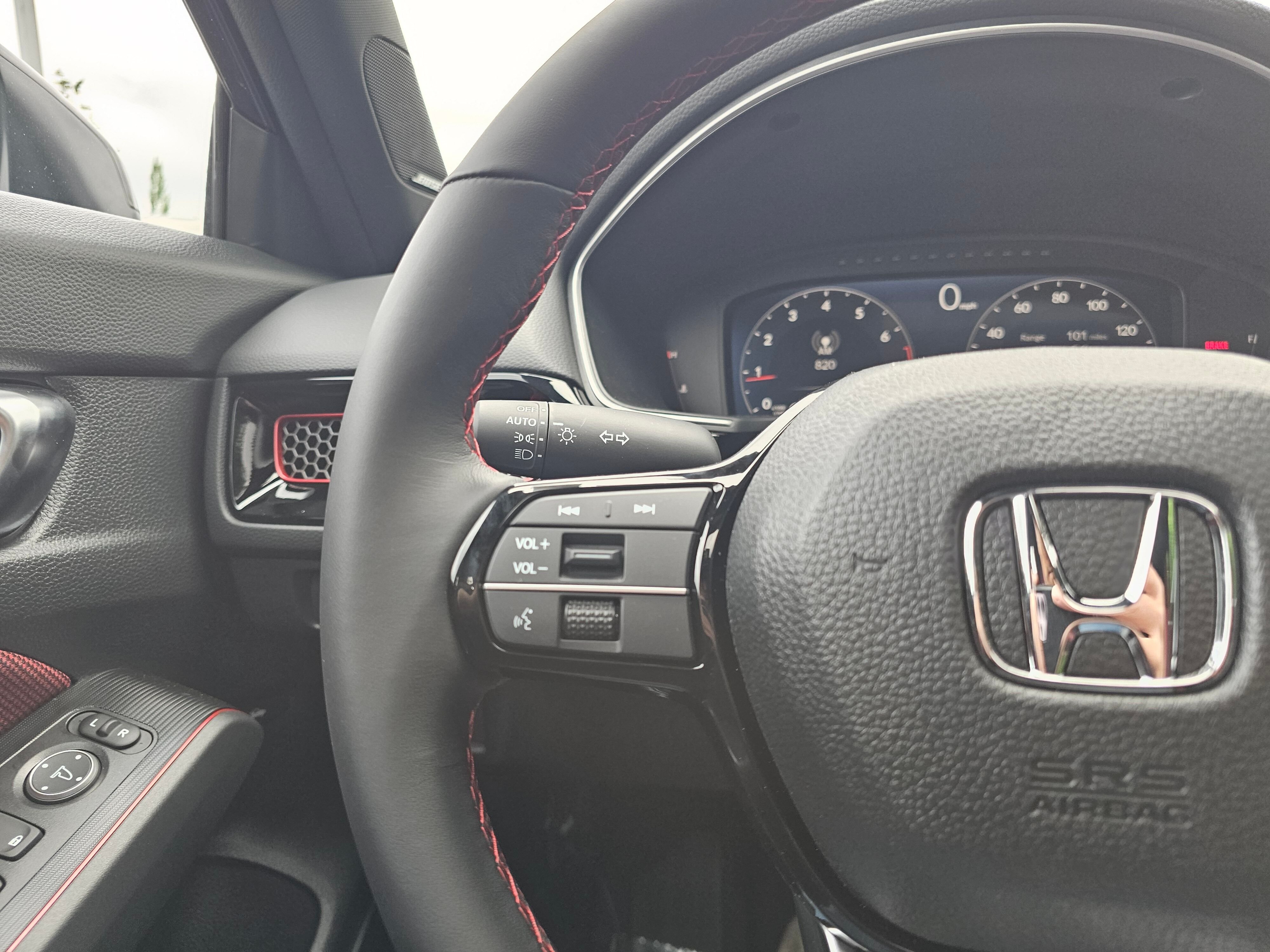 New 2026 Crystal Black Pearl Honda Si image 32