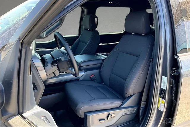 New 2026 Gray Ford XLT image 9