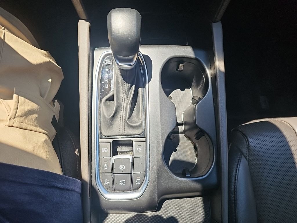 2020 Hyundai Santa Fe Limited - Photo 23