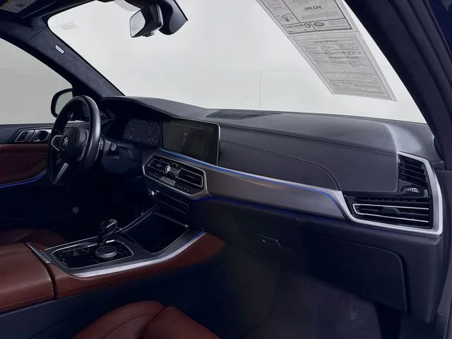 Used 2021 Blue BMW M50i image 31