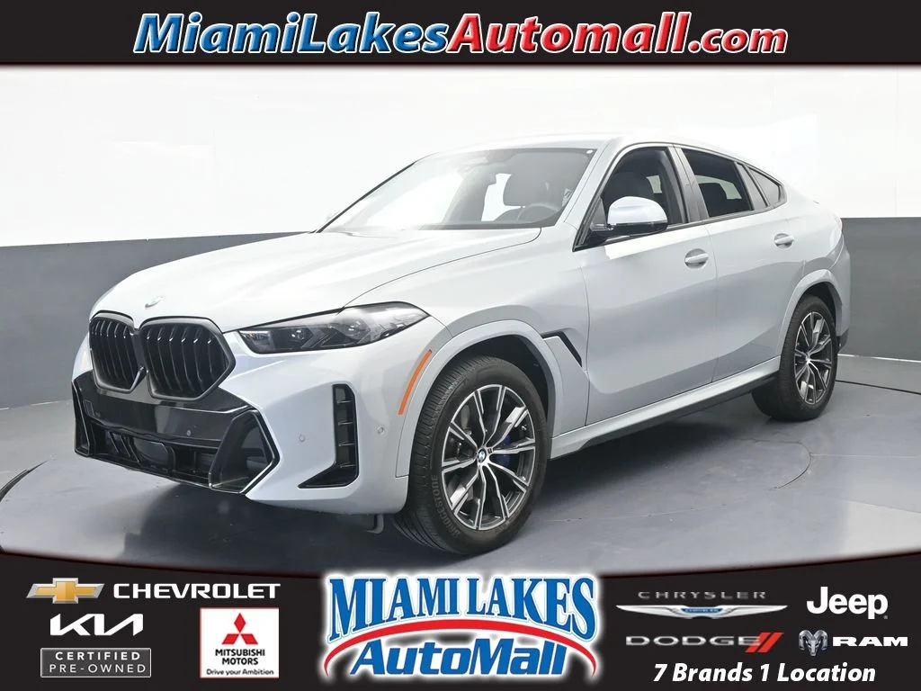 Used 2026 Gray Metallic BMW xDrive40i image 1