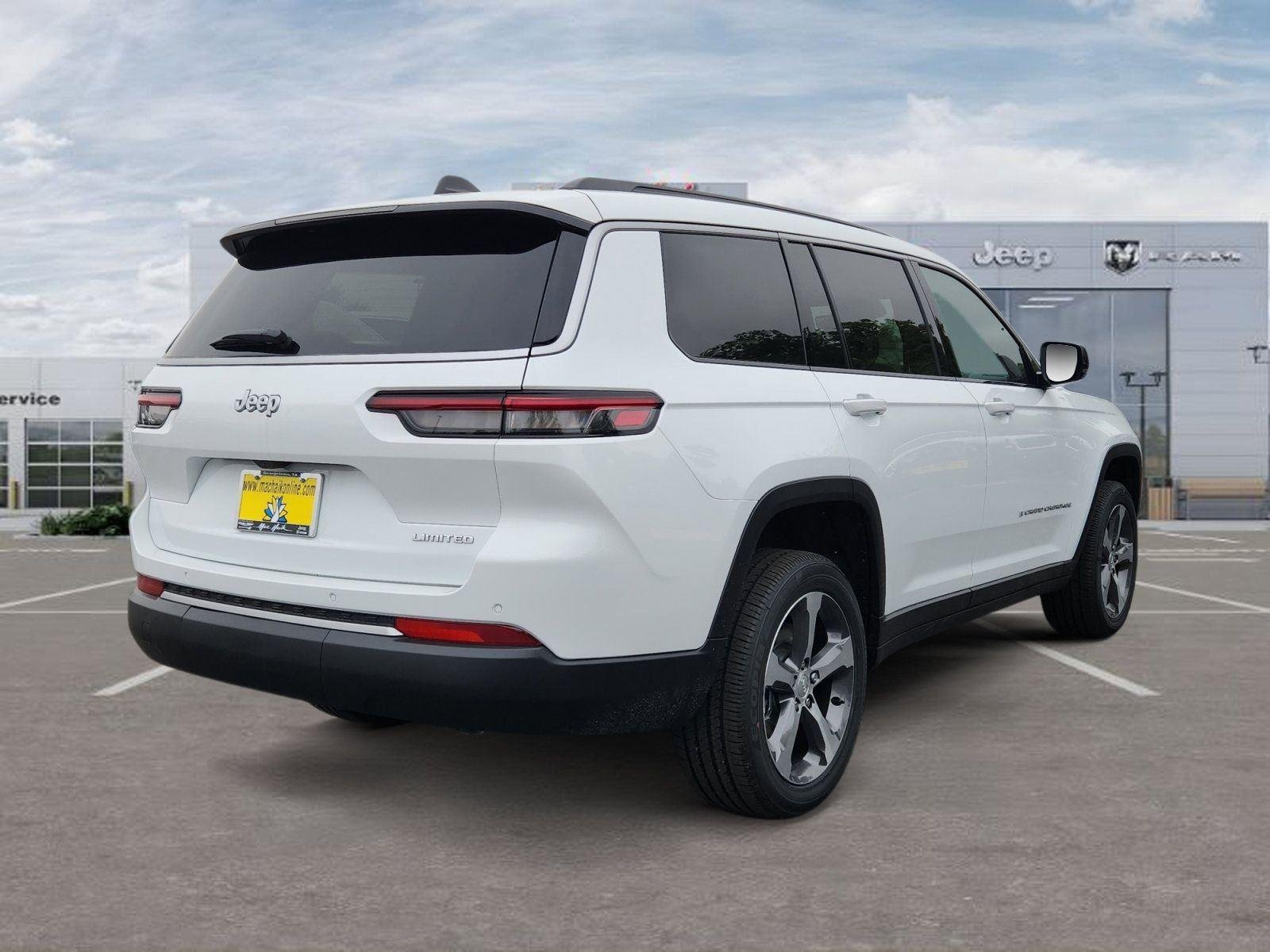 New 2026 Bright White Clear-Coat Exterior Paint Jeep Limited image 5