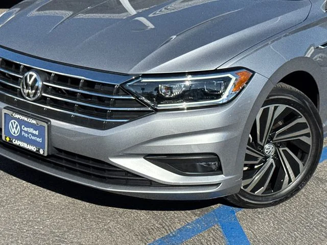 Used 2019 Platinum Gray Metallic Volkswagen SEL Premium image 7