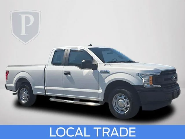 Used 2020 White Ford XL image 2
