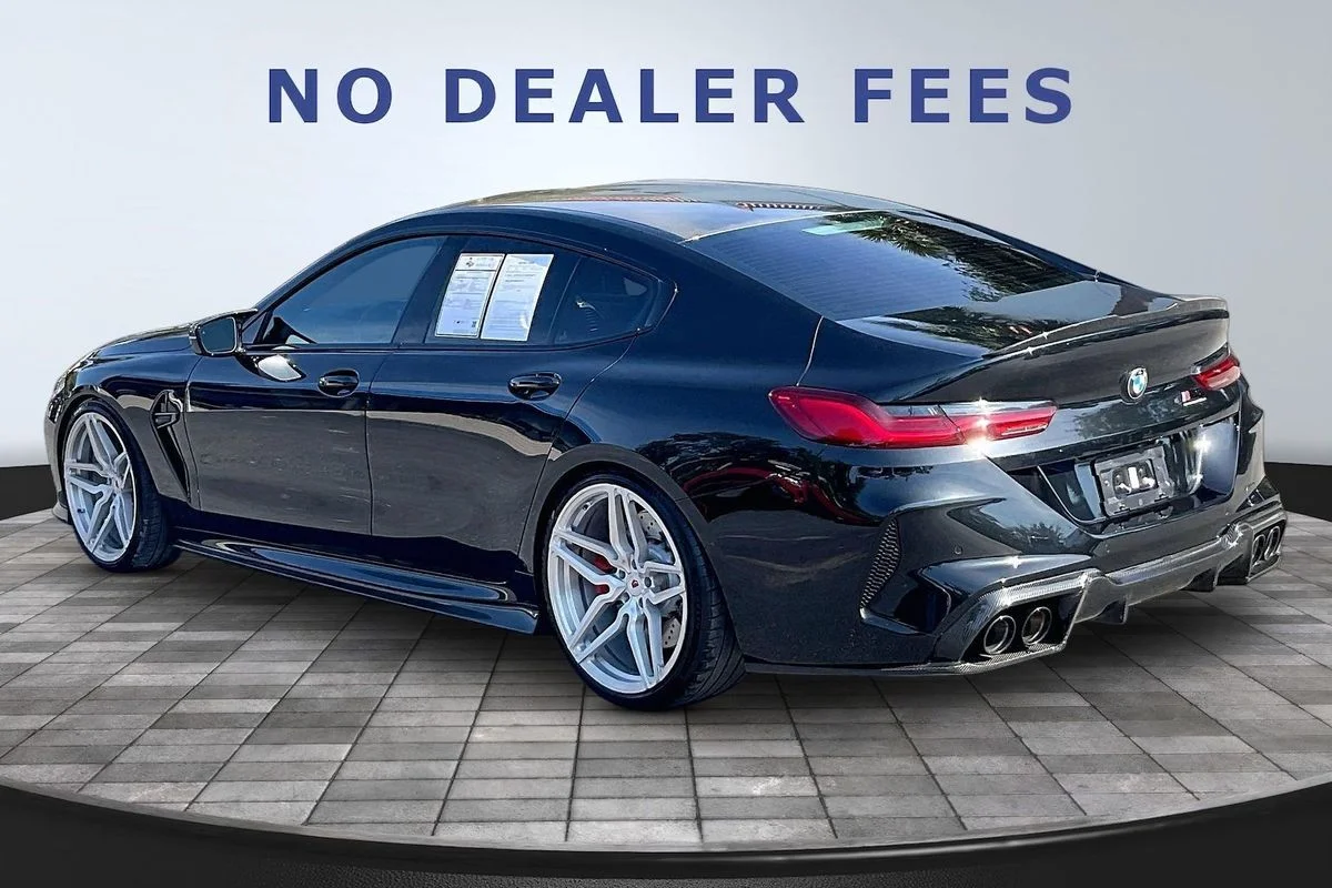 Used 2022  BMW Competition image 4