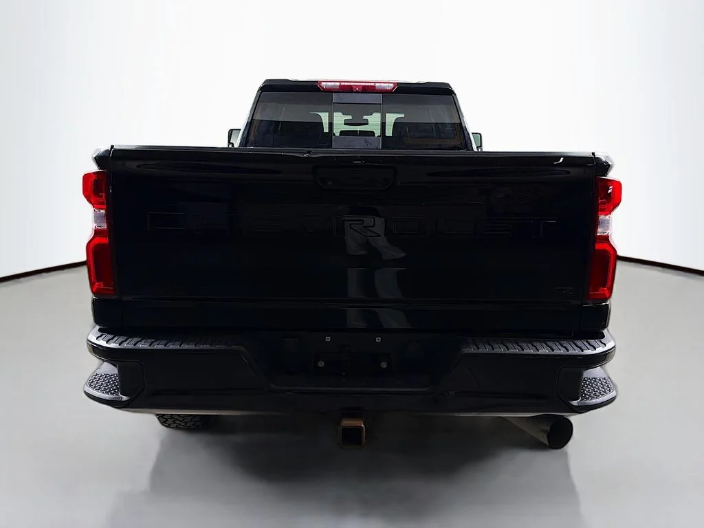 Used 2022 Black Chevrolet LTZ image 7