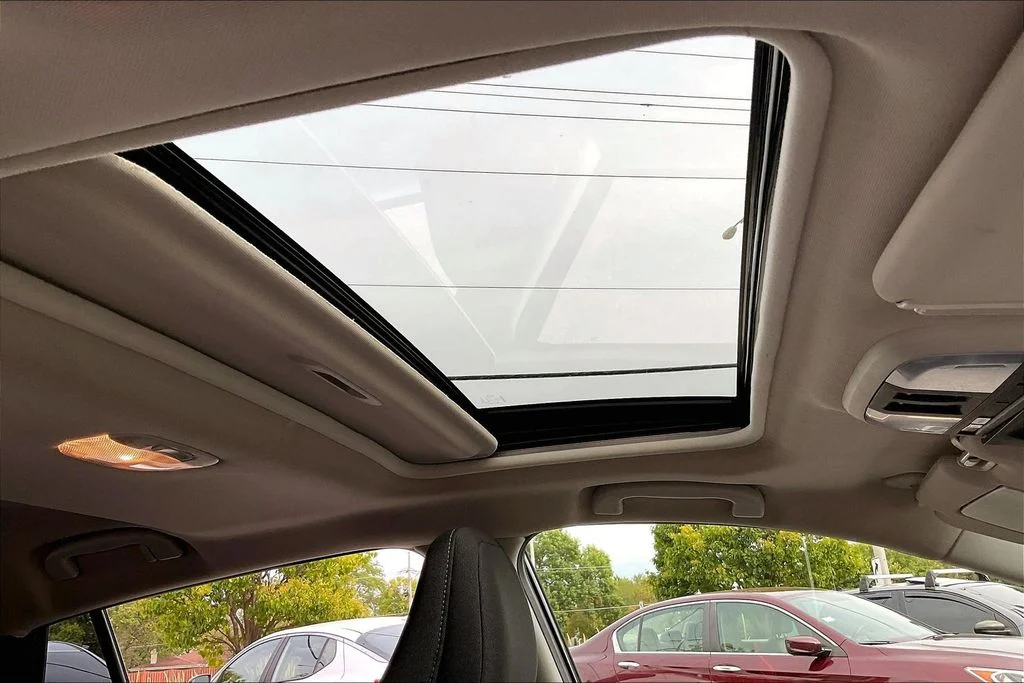 Certified Used 2025 Gray Subaru Premium image 25
