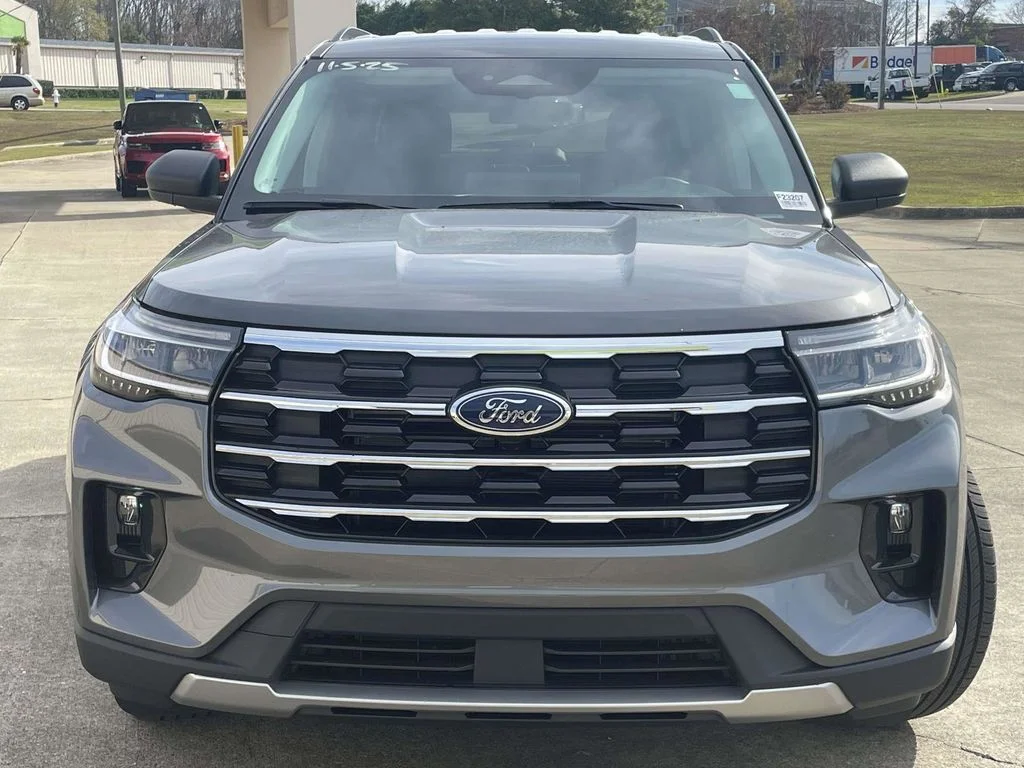 New 2026 Gray Ford Active image 8
