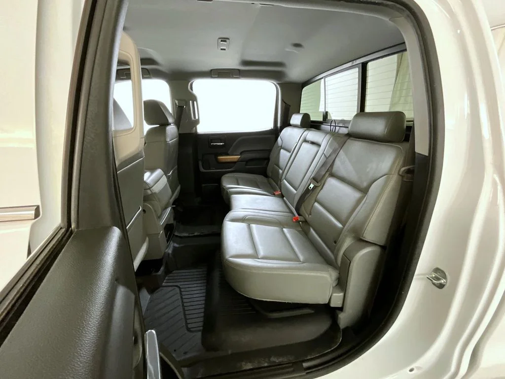 Used 2017 White Chevrolet LTZ image 19
