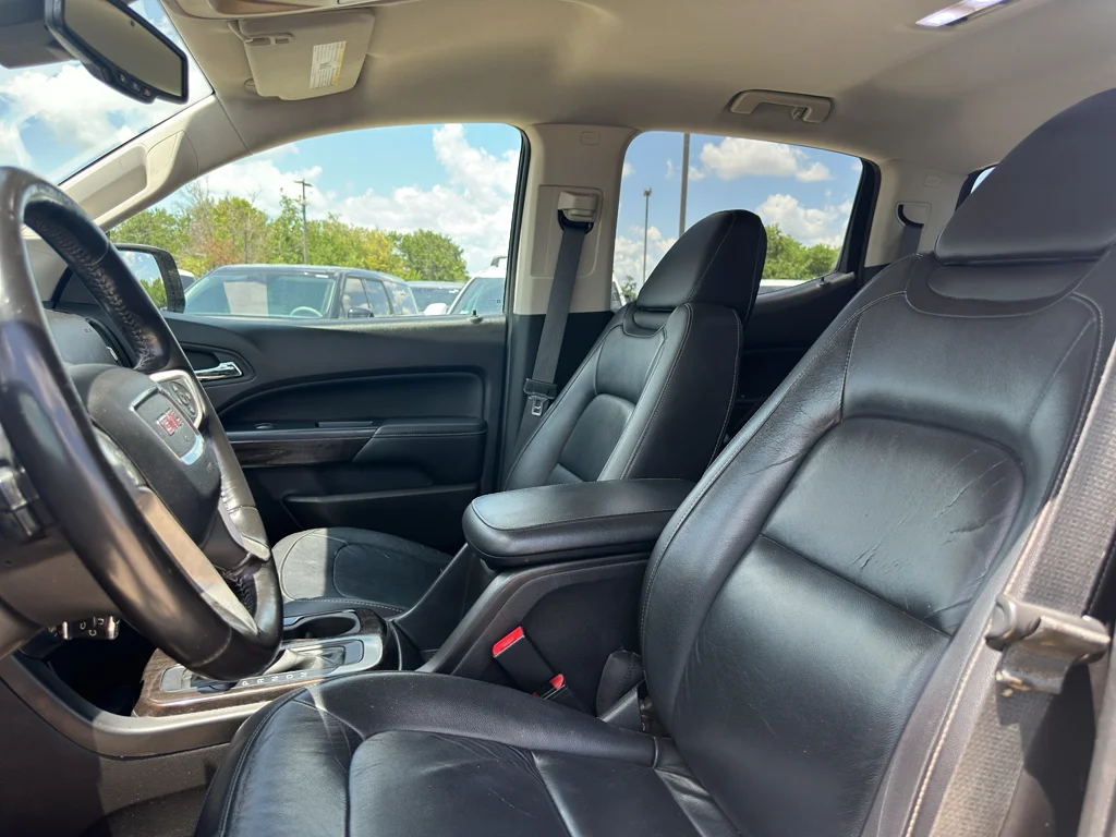 Used 2016 Onyx Black GMC 2WD SLT image 12