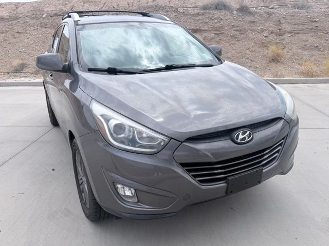 Used 2015 Gray Hyundai SE image 3